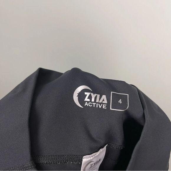 ZYIA Activewear Cropped Leggings Pockets Size 4 - Picture 4 of 6